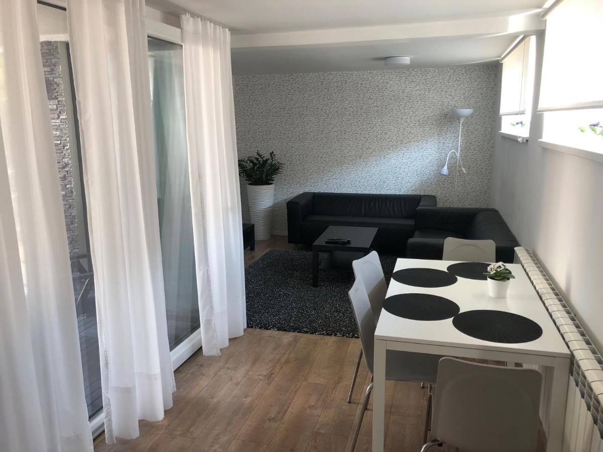 Apartman V Centre Michaloviec Михайлівці Екстер'єр фото