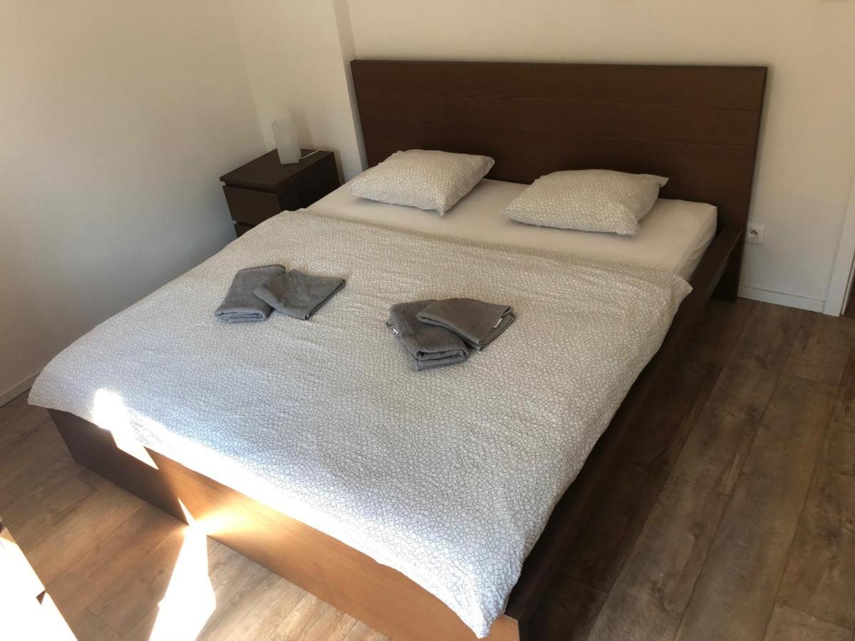 Apartman V Centre Michaloviec Михайлівці Екстер'єр фото