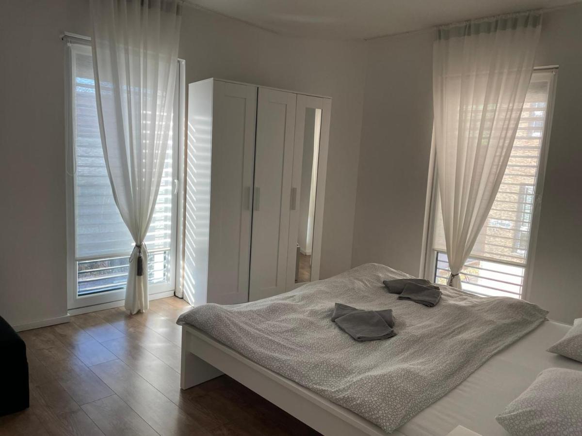 Apartman V Centre Michaloviec Михайлівці Екстер'єр фото