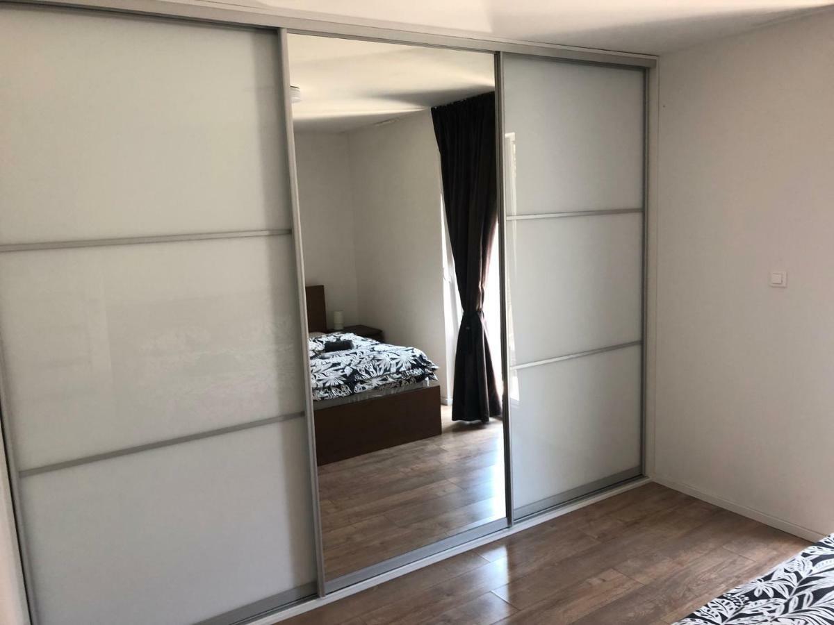 Apartman V Centre Michaloviec Михайлівці Екстер'єр фото