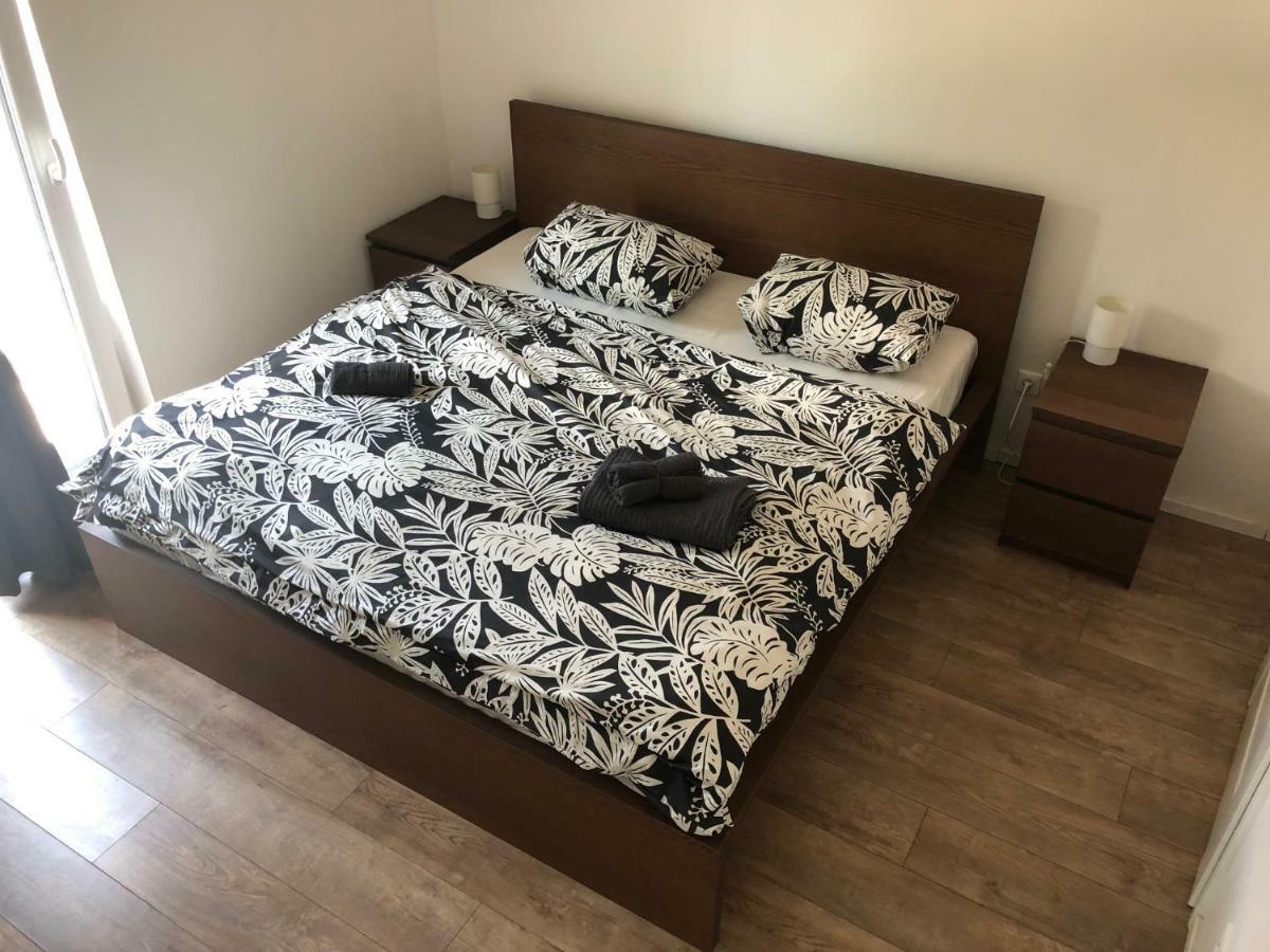 Apartman V Centre Michaloviec Михайлівці Екстер'єр фото